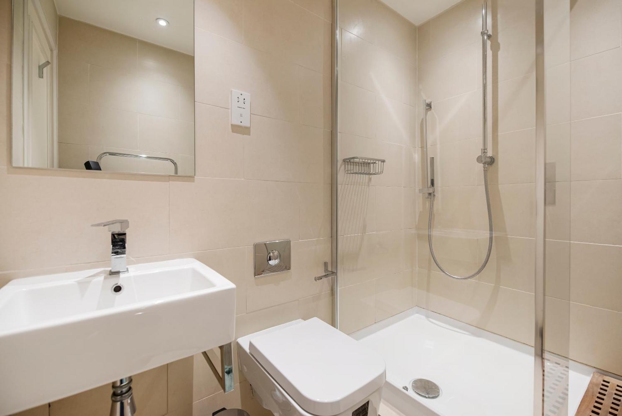 Central 2 Bed Maissonette London Kültér fotó